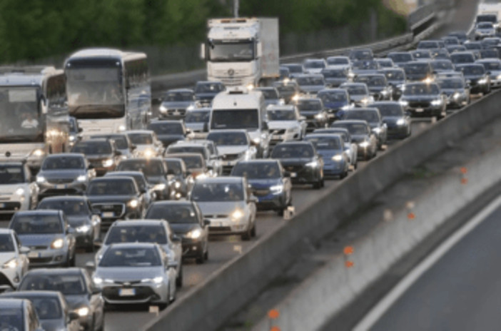 Tavolo Automotive, Assogasliquidi: "Bene annuncio Urso incentivi retrofit a gas per auto circolanti"