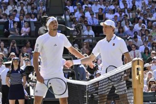 Zverev scherza con Sinner: "Non mi sei simpatico, vinci sempre". E Jannik: "So che vuoi diventare numero uno..."