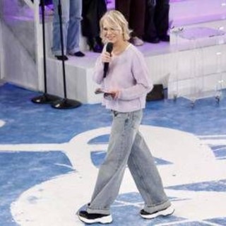 Amici oggi domenica 8 febbraio, anticipazioni su gare e sfida: Alex Britti giudice