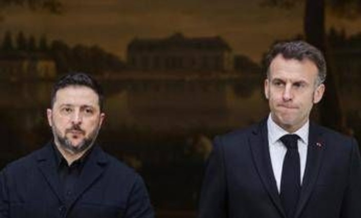 Ucraina, Zelensky: "Allentamento sanzioni Usa su petrolio russo non favorisce la pace". Ue: "Le nostre in vigore" Ucraina, Zelensky: "Allentamento sanzioni Usa su petrolio russo non favorisce la pace". Ue: "Le nostre in vigore"