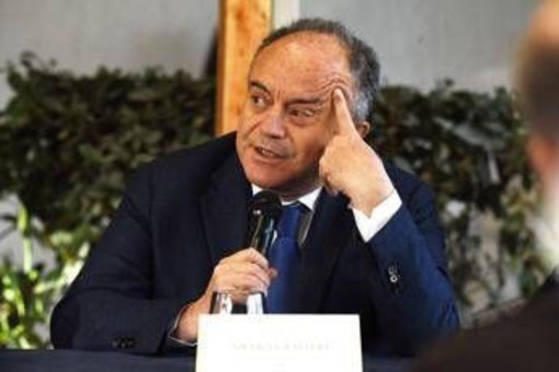 Gratteri: "Minacce al Foglio? Non era mia intenzione ma da mesi vengo attaccato" Gratteri: "Minacce al Foglio? Non era mia intenzione ma da mesi vengo attaccato"