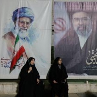 Spiragli diplomatici in Iran, 'progressi' per Teheran e Islamabad: Oman media su Hormuz Spiragli diplomatici in Iran, 'progressi' per Teheran e Islamabad: Oman media su Hormuz