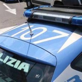 Rapina choc in gioielleria centro commerciale Casal Bertone, dipendenti minacciate con pistola
