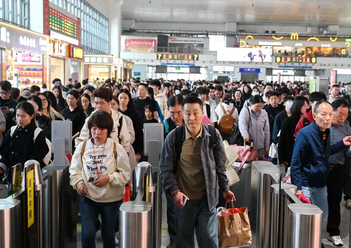 Cina, per la Festa di Qingming i viaggi interregionali aumentano del 5,6%