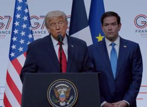 Iran, Trump: "Non volevo assistere a un disastro economico, ecco perché ho fatto l'accordo"