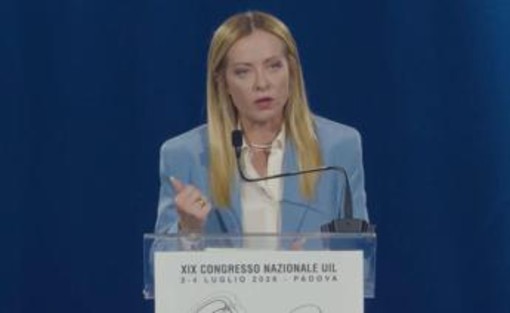 Meloni al congresso della Uil: "Salario giusto una vittoria di tutti i lavoratori" Meloni al congresso della Uil: "Salario giusto una vittoria di tutti i lavoratori"