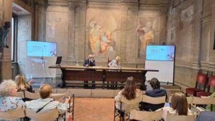 Cancro al seno, studio: "Una donna colpita su 3 è depressa, 1 su 10 perde il lavoro" Cancro al seno, studio: "Una donna colpita su 3 è depressa, 1 su 10 perde il lavoro"