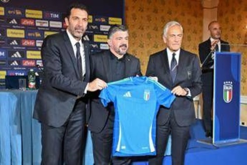 Gravina: "Non avrei mandato via Spalletti. Mondiali? Obiettivo alla portata" Gravina: "Non avrei mandato via Spalletti. Mondiali? Obiettivo alla portata"