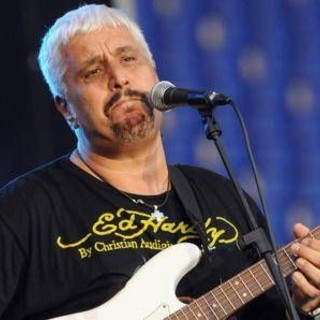 'Je so' pazzo', Amanda Bonini l'ultima compagna di Pino Daniele: "Lui sarebbe inorridito per il film"