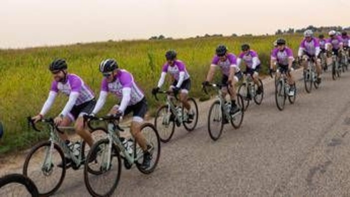 Tumori toracici rari, al via staffetta ciclistica di Bms per raccolta fondi