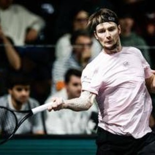 Bublik contro doppio e padel: "Se non sai giocare a tennis..." Bublik contro doppio e padel: "Se non sai giocare a tennis..."