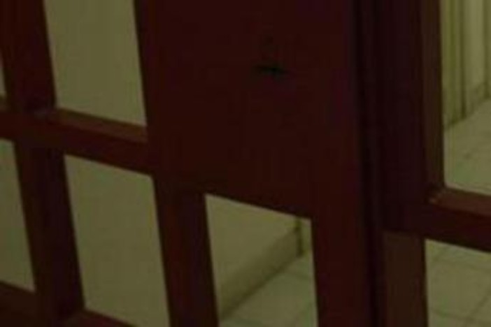 Viterbo, omicidio in carcere: detenuto uccide a coltellate compagno di cella Viterbo, omicidio in carcere: detenuto uccide a coltellate compagno di cella