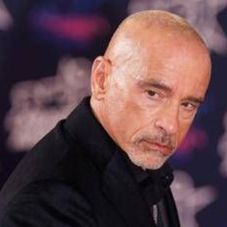 Eros Ramazzotti, il vicino gli fa causa: "Gravi danni da lavori in suo appartamento" Eros Ramazzotti, il vicino gli fa causa: "Gravi danni da lavori in suo appartamento"