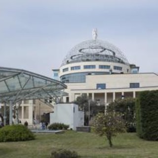 Ospedale San Raffaele, Cda vota revoca amministratore unico: Galli si dimette Ospedale San Raffaele, Cda vota revoca amministratore unico: Galli si dimette