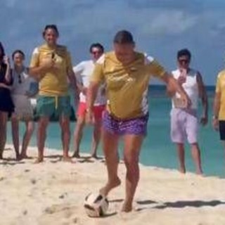 Totti-show con Toni... in telecronaca: alle Maldive è 'amarcord' Mondiali 2006