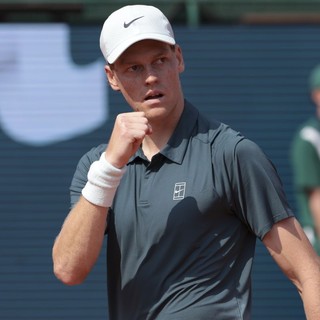 Sinner re a Montecarlo, batte Alcaraz e torna numero 1 del mondo