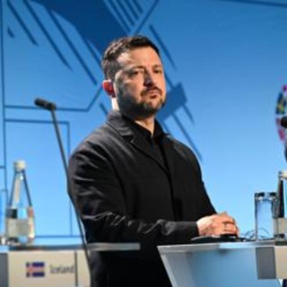 Zelensky allarma l'Europa: "20 milioni di profughi se l'Ucraina cade" Zelensky allarma l'Europa: "20 milioni di profughi se l'Ucraina cade"