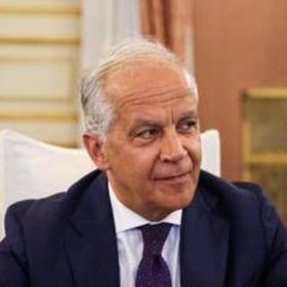 Trapper Bratan blocca Milano-Meda per girare video, Piantedosi: "Rimpatriato"