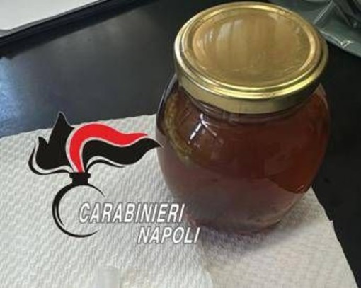 Consumano 'miele da sballo', tre giovani in ospedale: 17enne in rianimazione Consumano 'miele da sballo', tre giovani in ospedale: 17enne in rianimazione