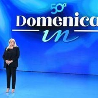 Domenica In, gli ospiti di Mara Venier oggi 15 febbraio Domenica In, gli ospiti di Mara Venier oggi 15 febbraio