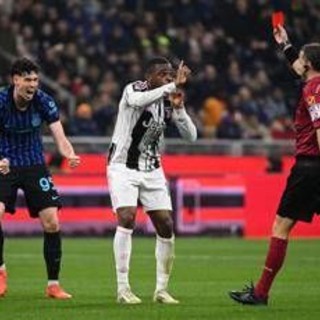 Inter-Juve, Kalulu espulso nel primo tempo: era fallo su Bastoni? Inter-Juve, Kalulu espulso nel primo tempo: era fallo su Bastoni?