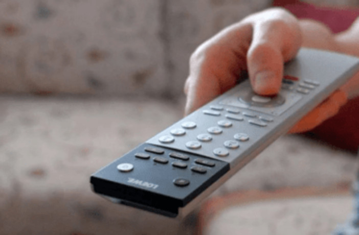 Ascolti tv, 'Cuori 3' su Rai1 vince il prime time con il 17,7% di share Ascolti tv, 'Cuori 3' su Rai1 vince il prime time con il 17,7% di share