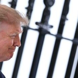 Trump torna alle catapulte a vapore, ordinata nuova portaerei per lanciare i jet Trump torna alle catapulte a vapore, ordinata nuova portaerei per lanciare i jet