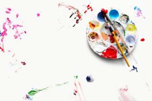 Il più giovane artista del mondo? Ha dieci mesi e ora è nel Guinness dei primati Il più giovane artista del mondo? Ha dieci mesi e ora è nel Guinness dei primati