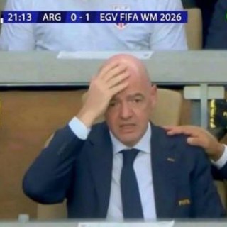 Segna l'Egitto, la reazione di Infantino è già il meme dei Mondiali
