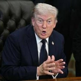 Trump, oggi il checkup tra dubbi e domande: "Io sto benissimo" Trump, oggi il checkup tra dubbi e domande: "Io sto benissimo"