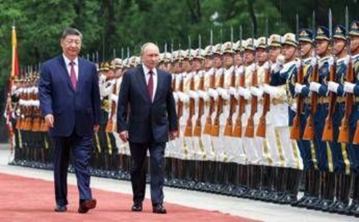 Cina-Russia, Putin a Pechino. Xi: "Tra noi relazione solida basata su fiducia reciproca"