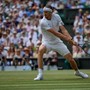 Wimbledon, paura Zverev: cade e resta a terra, lo aiuta... Sinner Wimbledon, paura Zverev: cade e resta a terra, lo aiuta... Sinner