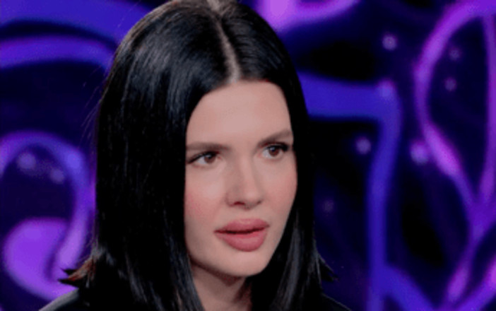 Evelina Sgarbi, l'appello ad Achille Lauro: "Vorrei conoscerlo". E la dedica a papà Vittorio Evelina Sgarbi, l'appello ad Achille Lauro: "Vorrei conoscerlo". E la dedica a papà Vittorio