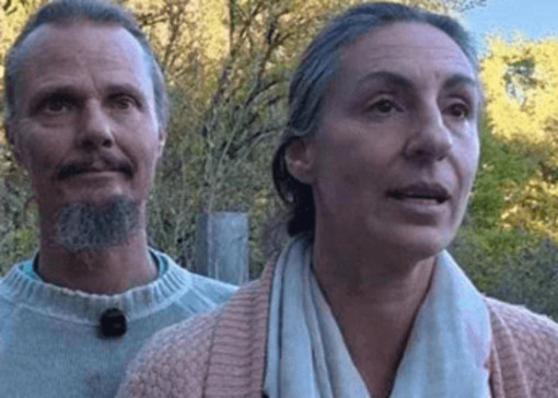 Famiglia nel bosco, difesa deposita memoria al Tribunale dei minori: "Chiediamo rientro immediato dei bimbi" Famiglia nel bosco, difesa deposita memoria al Tribunale dei minori: "Chiediamo rientro immediato dei bimbi"