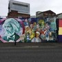 Proteste anti-migranti a Belfast, disordini e case bruciate nella notte