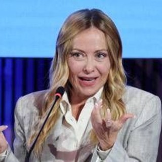 Energia, Meloni: "Stanziati oltre 60 miliardi per proteggere gli italiani dai rincari, servono risposte strutturali" Energia, Meloni: "Stanziati oltre 60 miliardi per proteggere gli italiani dai rincari, servono risposte strutturali"