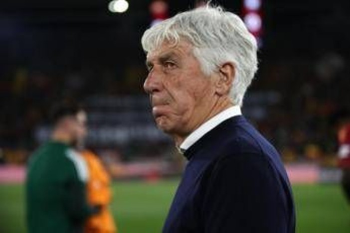 Hellas Verona-Roma, espulso Valentini e rigore ai giallorossi: gli episodi Hellas Verona-Roma, espulso Valentini e rigore ai giallorossi: gli episodi