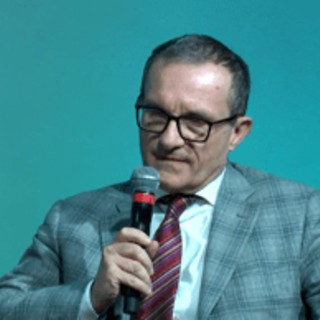 Dentis (Coripet): “Noi garantiamo il 25% di PET riciclato per i nostri consorziati, ma vanno introdotte sanzioni per garantire l’obiettivo nazionale”