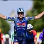 Tour de France, Merlier vince allo sprint la 12/a tappa e Pogacar resta in giallo