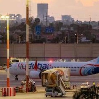 Volo FlyDubai, le indagini sul copilota: "Pubblicava post terroristici" Volo FlyDubai, le indagini sul copilota: "Pubblicava post terroristici"