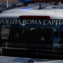 Roma, scontro tra auto e moto: muore sul colpo un 42enne Roma, scontro tra auto e moto: muore sul colpo un 42enne