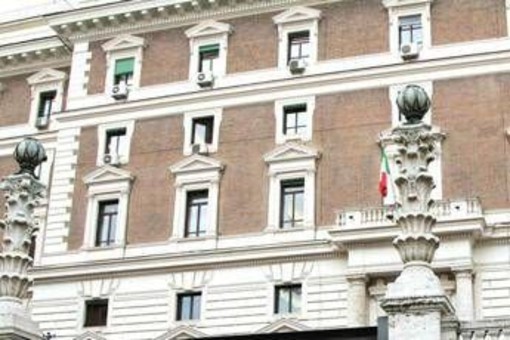Vigili del fuoco ed Enel insieme per rafforzare la sicurezza e sviluppare progetti innovativi Vigili del fuoco ed Enel insieme per rafforzare la sicurezza e sviluppare progetti innovativi