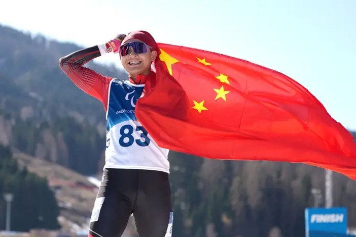 Il cinese Cai Jiayun domina nel Para Biathlon a Milano-Cortina Il cinese Cai Jiayun domina nel Para Biathlon a Milano-Cortina