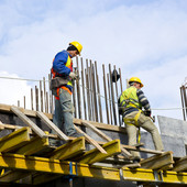 Lavoratori in un cantiere, immagine di repertorio Lavoratori in un cantiere, immagine di repertorio
