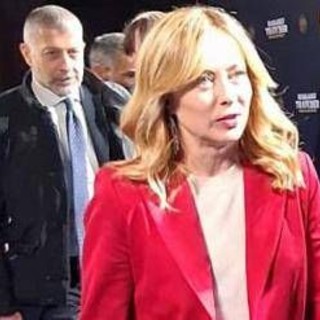 Meloni riceve il premio Thatcher: &quot;Io un soldato al servizio di un'idea&quot;