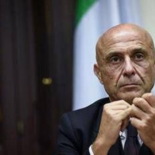Iran, Minniti: "Rischio attacchi terroristici, Italia si muova come sistema Paese"