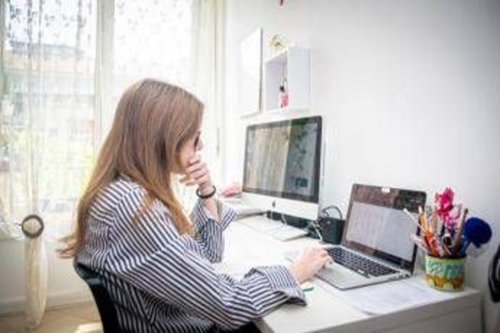 Smart working, arresto e multe fino a 7.500 euro: cosa rischiano ora i datori di lavoro