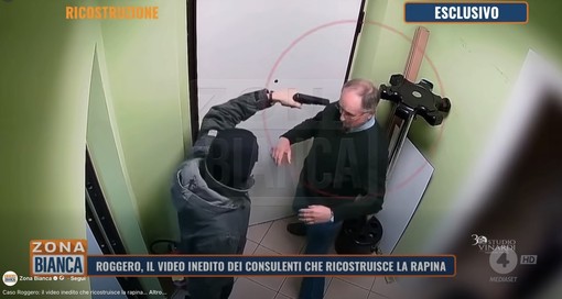 Un frame del video mandato in onda dalla trasmissione Zona Bianca